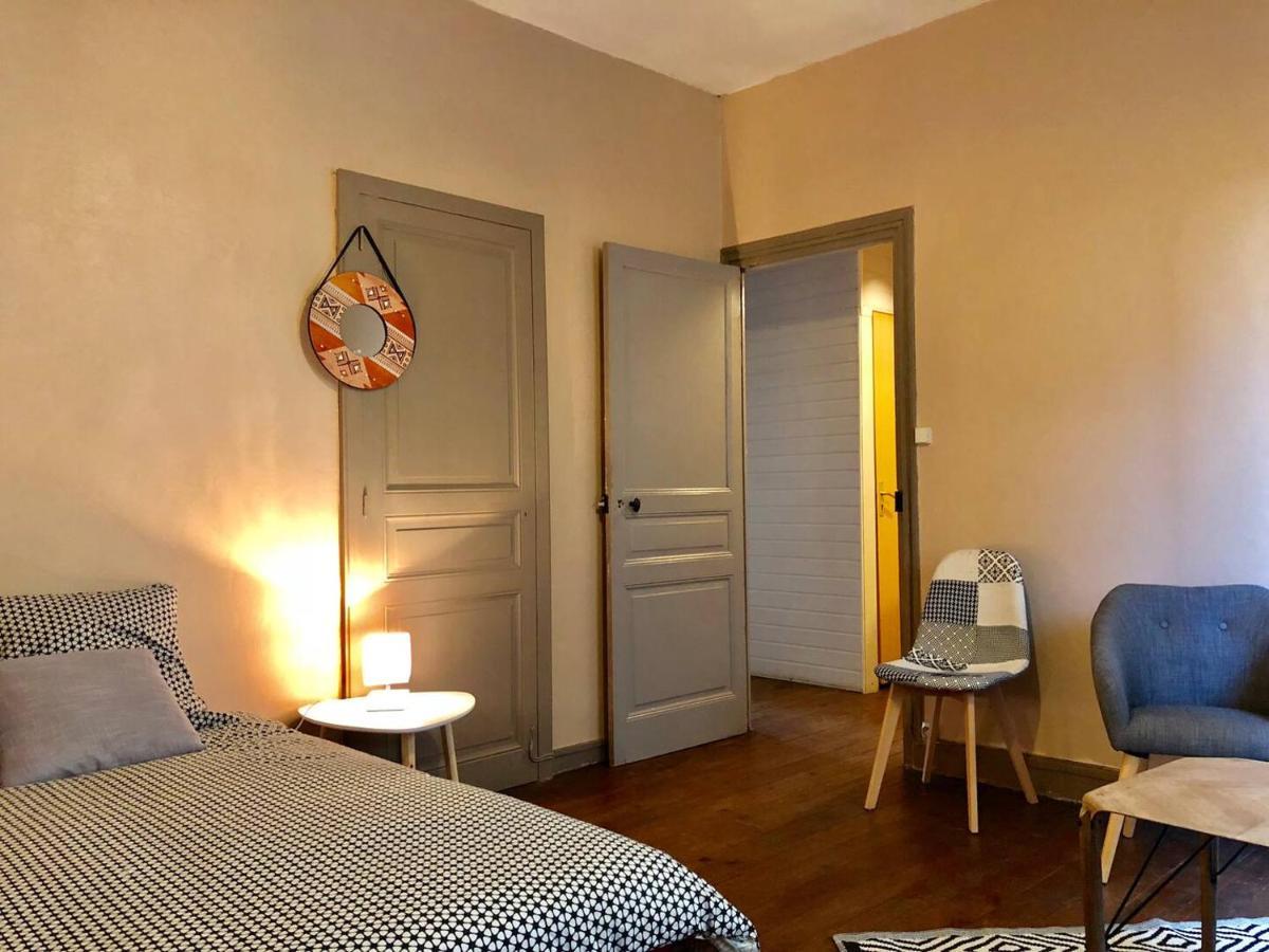 Le Orange - Confort - Wifi - Entre Gare Et Centre Quimper Zewnętrze zdjęcie